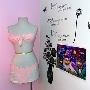 Padded 
Pink 💕 Strapless Bikini